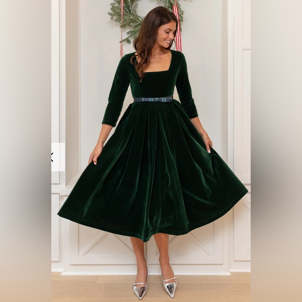 Henry Duvall The Margot Dress Grafton Green Velvet